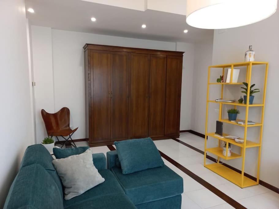 Appartamento Giulia Town House Tra Citta E Mare Salerno Esterno foto