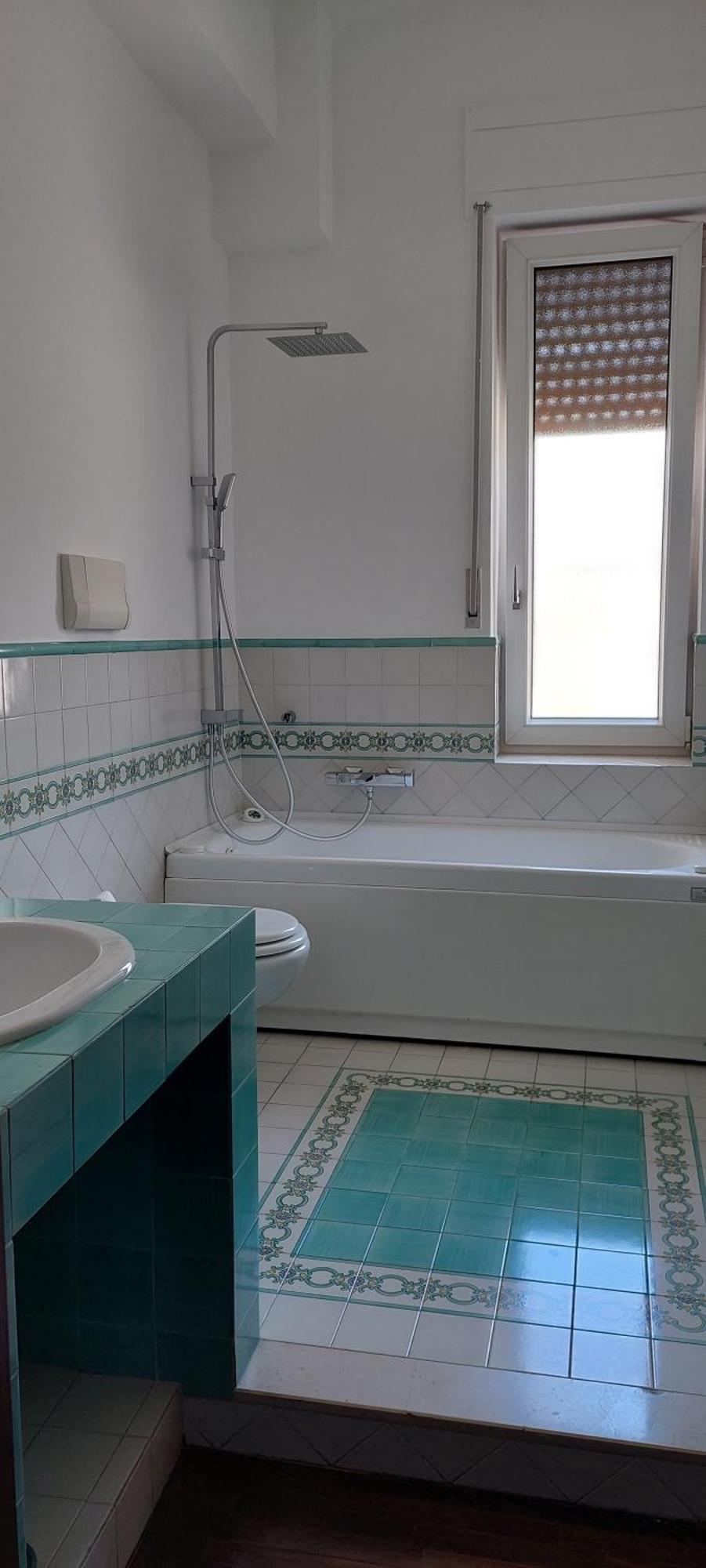 Appartamento Giulia Town House Tra Citta E Mare Salerno Esterno foto